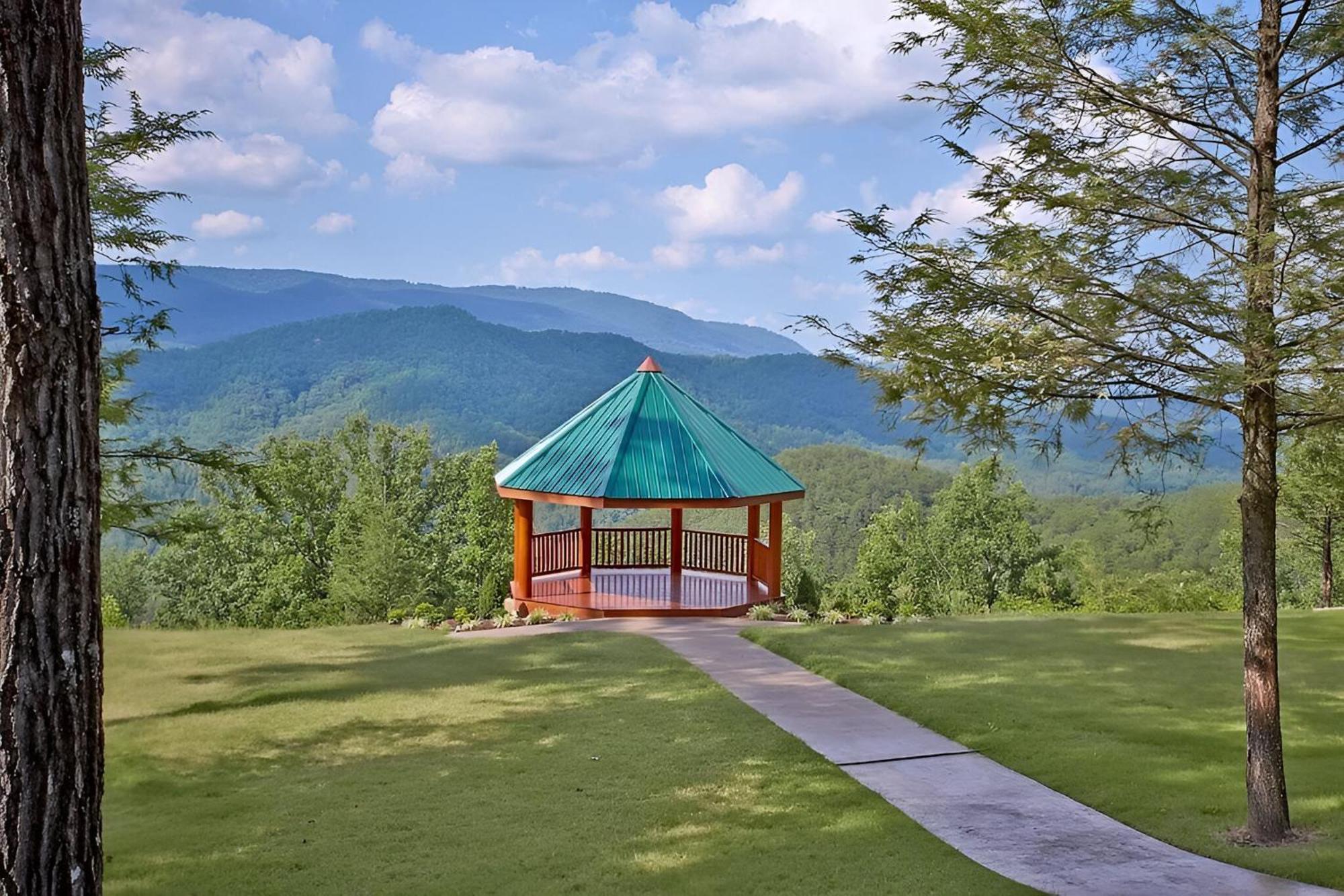 Cabin In A Gated Resort With Seasonal Resort Pool Pigeon Forge Dış mekan fotoğraf