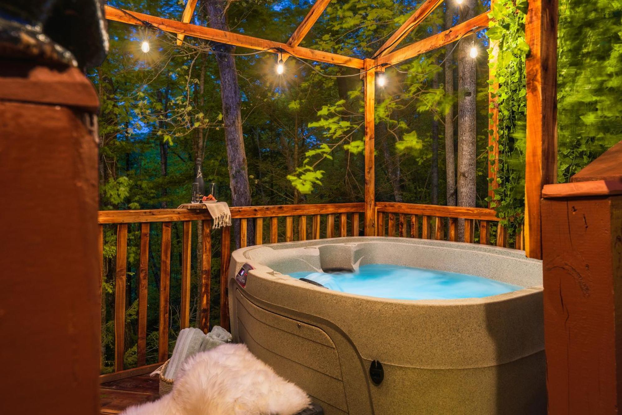 Cabin In A Gated Resort With Seasonal Resort Pool Pigeon Forge Dış mekan fotoğraf